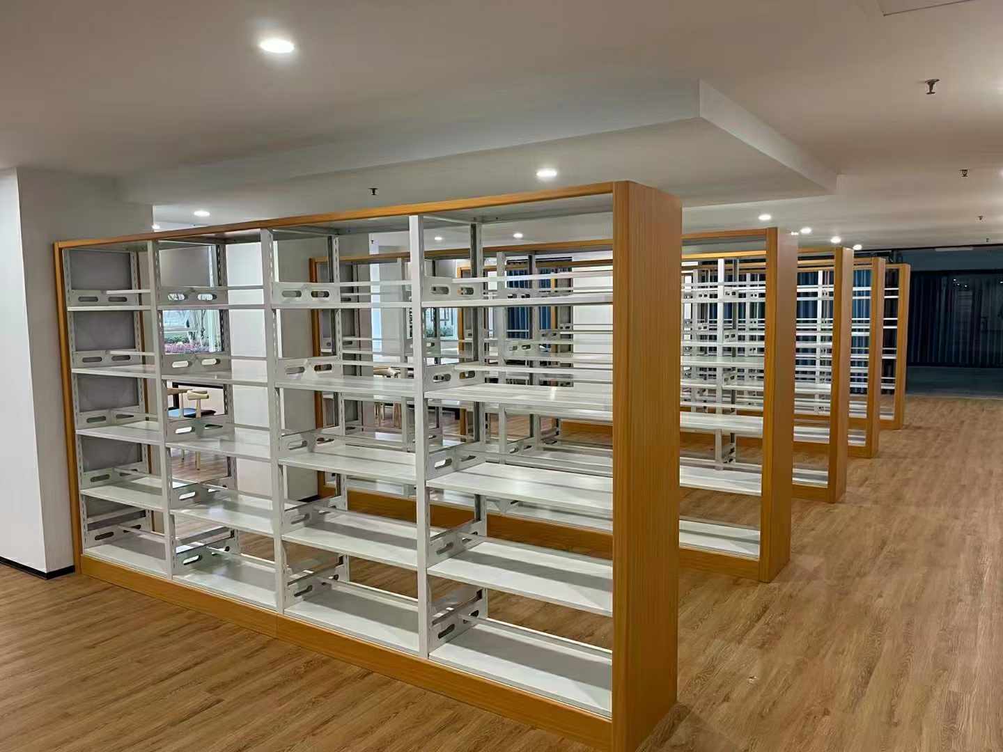 鋼制圖書館書架，實用與注意事項全知道